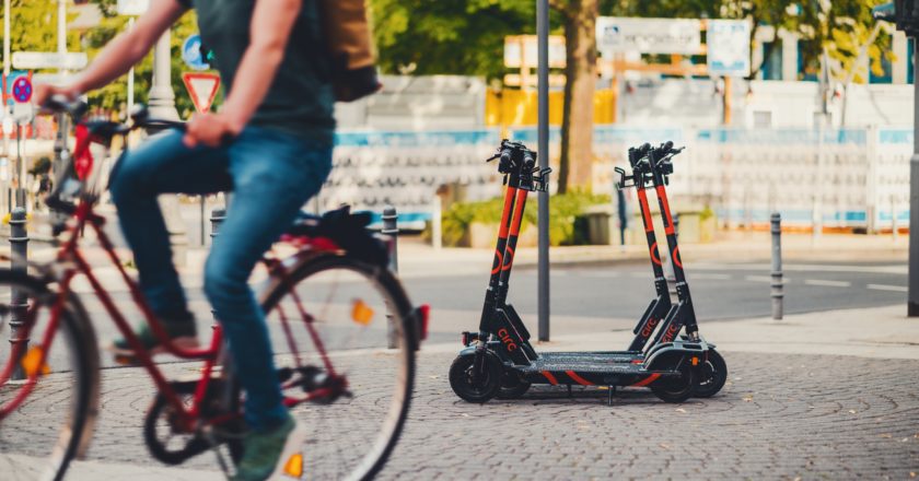 UK e-scooters struggle after rulebreakers halt yet another trial